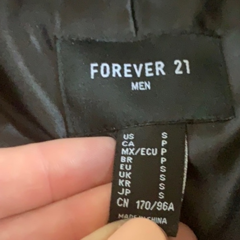 Forever 21 Men’s Black Faux Fur Trench Coat - Picture 3 of 3